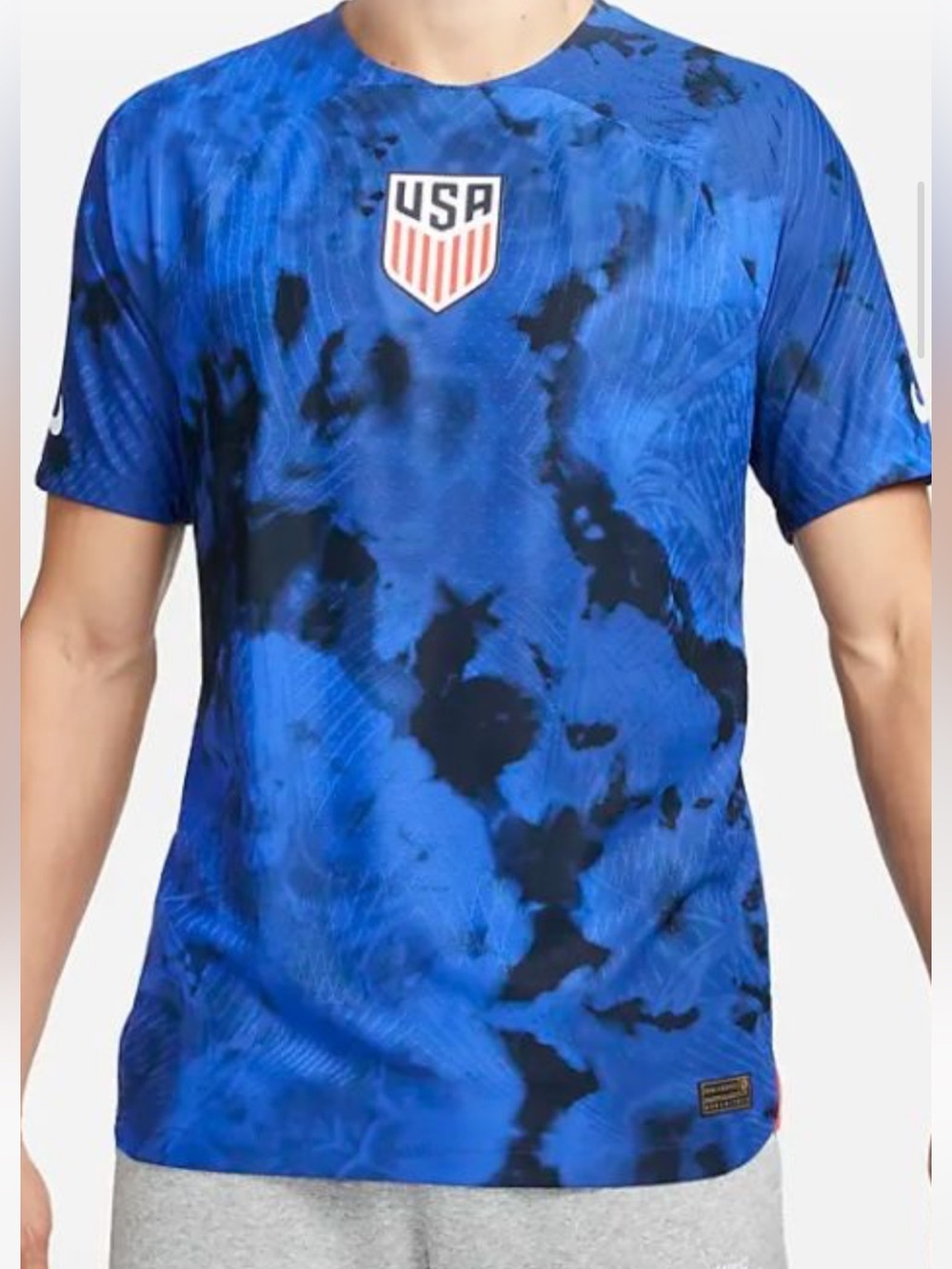 Nike USA Men's Blue Soccer Jersey - Picture 2 of 8